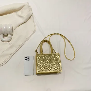 CAREY KAY Egyszerű szív kézitáskák Nők 2023 Új divat alkalmi egyvállas táska Hölgy ingázási hírnök táska Kis négyzet alakú táska
