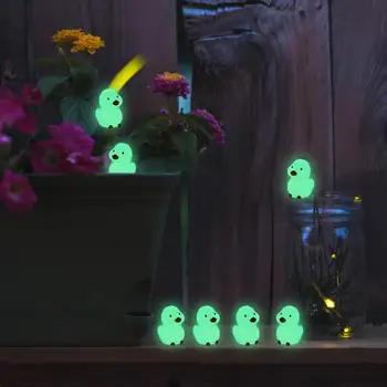 Miniatűr kacsafigurák világítanak a sötétben Miniatűr dísz Mini gyanta kacsa dekoráció DIY kerti babaház kacsa babaváró