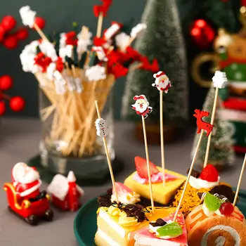 100Pcs karácsonyi koktélválogatás Mikulás hópehely jávorszarvas gyümölcsök bambusz fogpiszkáló italhoz desszert étel előételek dekoráció