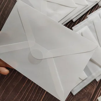 50db Többméretű áttetsző vellumpapír borítékok Glassine papír borítékok meghívókhoz RSVP köszönőkártyák VIP kártyák