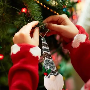 Karácsonyi törpék töltött gnóm medál Megvilágított törpék karácsonyfához kandalló ablak fali ajtó dekoráció