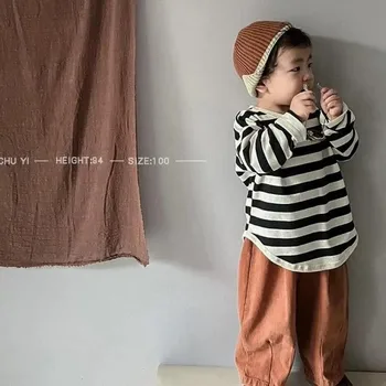 Csíkos póló Koreai stílusú gyermek tavaszi és őszi viselet alsóinges kisfiúk és lányok hosszú ujjú divatpulóver
