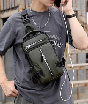 Nylon férfi hátizsák hátizsák Mellkasi táska válltáska USB töltőporttal Utazás Férfi Daypack Messenger Kereszttest hátizsák