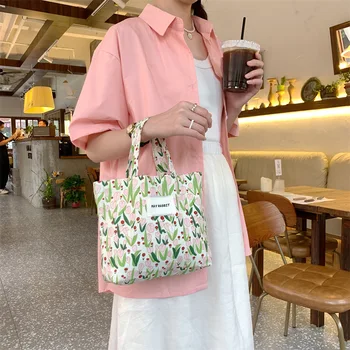 Kézitáska tároló táskák nyomtatott Tulipán virágos kis friss táska hordozható bento táska 2023 Új forró akciós alkalmi bevásárlótáskák All-match