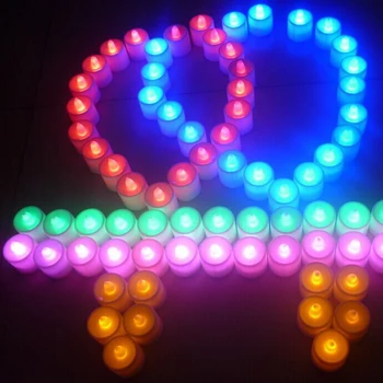 1PC Kreatív LED gyertya többszínű lámpa szimuláció Színes láng Tea fény Kezdőlap Esküvő Születésnapi parti dekoráció Háztartási eszköz
