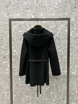 Báránybőr kabát nőknek 2023 Kétoldalas kasmír kabátok Női blúz gyapjú alsó borító bunda Kapucnis gyapjú ruházat